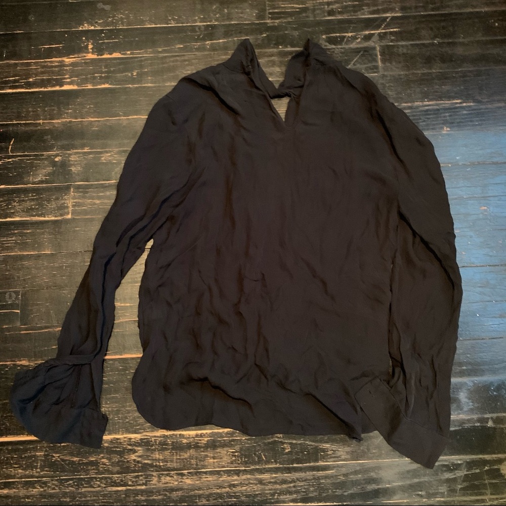 Long sleeve blouse